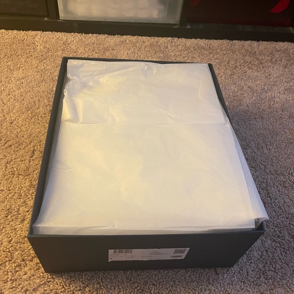 Men Dior sneakers practically brand new with box and dust bag - Picture 4 of 5